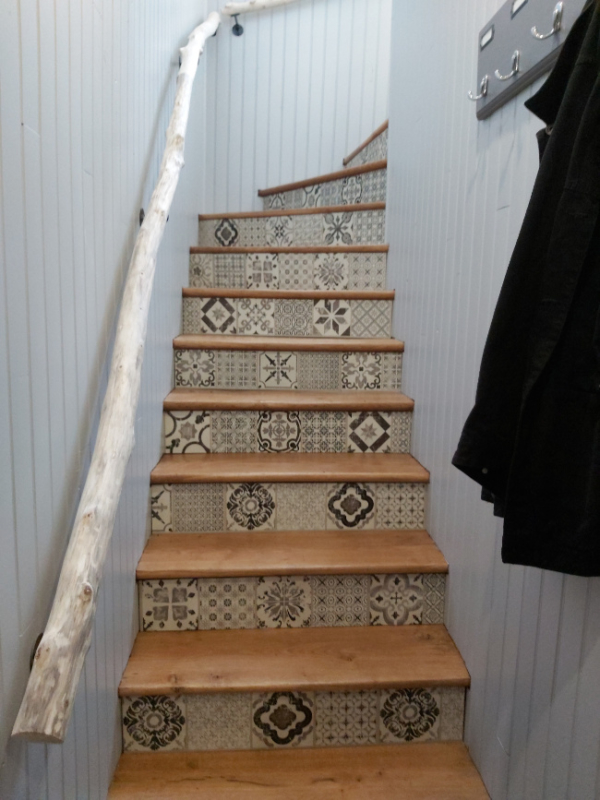 Rampes d'escaliers naturelle et décorative en bois flotté